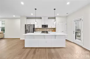 563 Nantahala Dr, Charlotte, NC 28211 - Photo 37