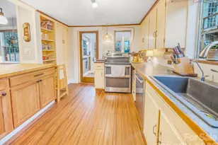 9 Mountain View Rd, Asheville, NC 28806 - Photo 17