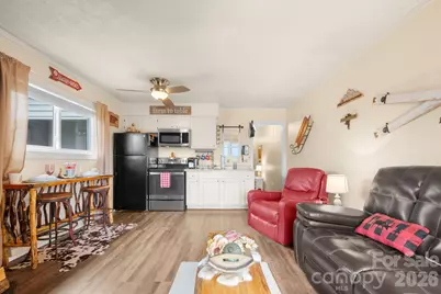 301 Pinnacle Inn Road #3304A, Beech Mountain, NC 28604 - Photo 7