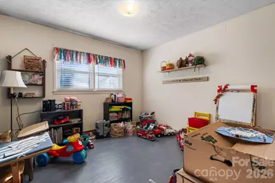 1470 Fairway Acres Road, Lenoir, NC 28645 - Photo 17