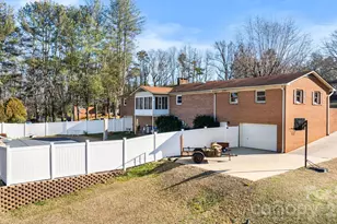 1470 Fairway Acres Rd, Lenoir, NC 28645 - Photo 33