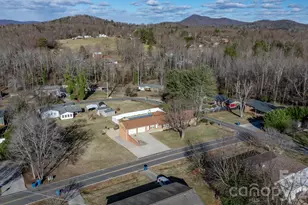 1470 Fairway Acres Rd, Lenoir, NC 28645 - Photo 39