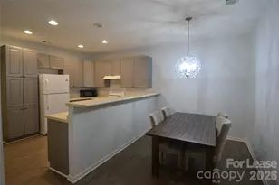 6307 Half Dome Dr, Charlotte, NC 28269 - Photo 11