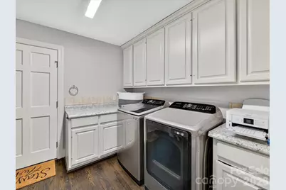 3504 Blasdell Court, Charlotte, NC 28269 - Photo 31