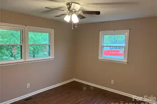 2378 Old Field Rd, Gastonia, NC 28056 - Photo 9