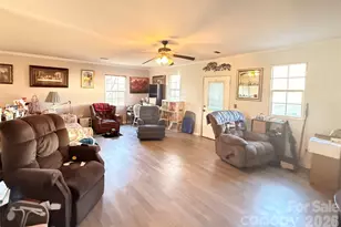 1104 K St, North Wilkesboro, NC 28659 - Photo 5