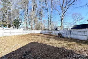 7333 Rosehall Dr, Charlotte, NC 28227 - Photo 27