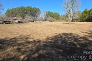 591 Landrum Rd, Columbus, NC 28722 - Photo 27
