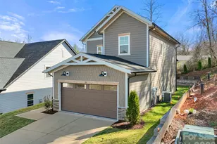 114 Chapel Xing Ln, Weaverville, NC 28787 - Photo 3