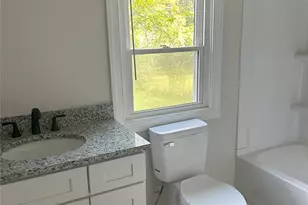 303 S Main St, Catawba, NC 28609 - Photo 9