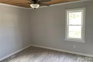 4228 Flat Creek Rd, Heath Springs, SC 29058 - Photo 5