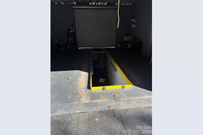 527 E Mills Street, Columbus, NC 28722 - Photo 5