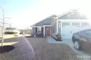 330 Damask Dr, Lancaster, SC 29720 - Photo 3