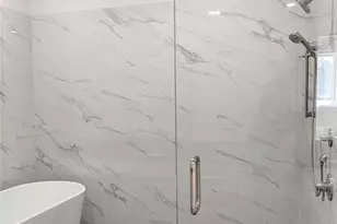 110 Hunts Landing Dr, Mooresville, NC 28117 - Photo 23