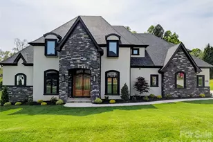 110 Hunts Landing Dr, Mooresville, NC 28117 - Photo 1