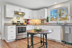 50 Illahee Pt, Brevard, NC 28712 - Photo 17