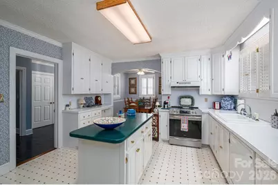 18 Circle Drive, Belmont, NC 28012 - Photo 13