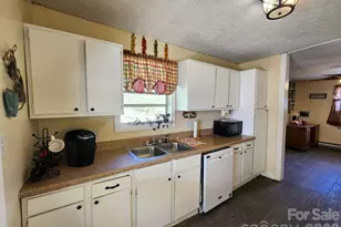 41 Gunches Dirt Rd, Candler, NC 28715 - Photo 21