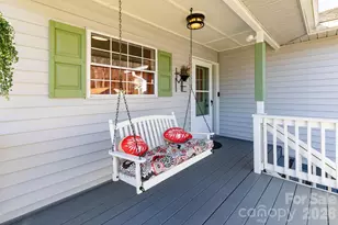 79 Sunflower Ln, Waynesville, NC 28785 - Photo 3