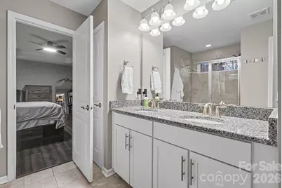 2542 Royal York Avenue, Charlotte, NC 28210 - Photo 29