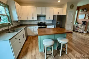 526 Cardwell Ln, Fletcher, NC 28732 - Photo 7