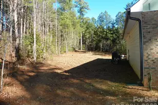 128 Summerlake Dr, New London, NC 28127 - Photo 7