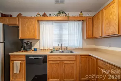 131 Ewarts Pond Road, Hendersonville, NC 28739 - Photo 15