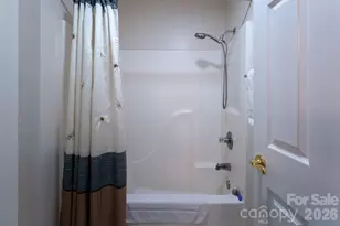 131 Ewarts Pond Rd, Hendersonville, NC 28739 - Photo 35