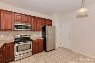 9044 Mcalwaine Preserve Ave, Charlotte, NC 28277 - Photo 11