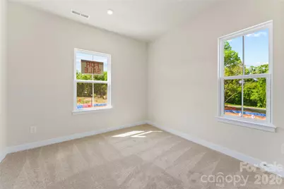 6004 Blue Ridge Oak Road, Charlotte, NC 28278 - Photo 17
