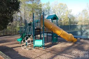 6820 Charter Hills Rd, Charlotte, NC 28277 - Photo 47