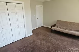 2026 Talbot Ln, Hickory, NC 28602 - Photo 15