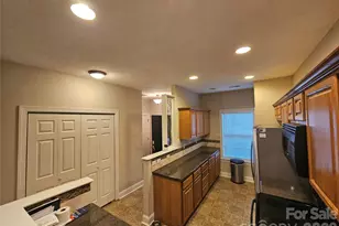 2026 Talbot Ln, Hickory, NC 28602 - Photo 5