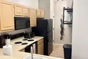 754 Southwest Dr, Davidson, NC 28036 - Photo 9