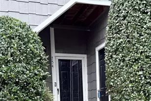 754 Southwest Dr, Davidson, NC 28036 - Photo 3