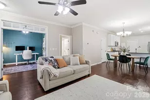 1905 Stroud Park Ct, Charlotte, NC 28206 - Photo 7