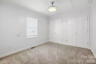 18409 St Charles Ln, Charlotte, NC 28278 - Photo 17