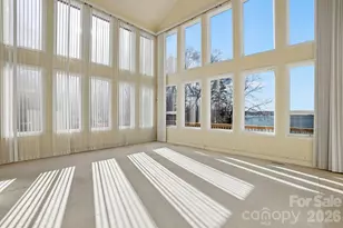 18409 St Charles Ln, Charlotte, NC 28278 - Photo 15