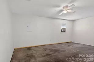 7124 Rumple Rd, Charlotte, NC 28262 - Photo 37