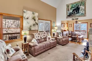 371 Falcon Ridge Dr, Waynesville, NC 28786 - Photo 7