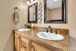 371 Falcon Ridge Dr, Waynesville, NC 28786 - Photo 23