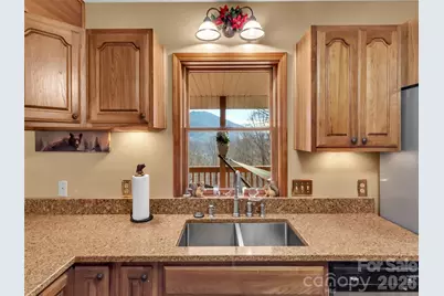 371 Falcon Ridge Drive, Waynesville, NC 28786 - Photo 13