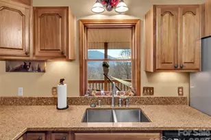 371 Falcon Ridge Dr, Waynesville, NC 28786 - Photo 13