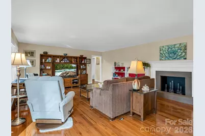 410 Golf View Condo Lane #2A, Hendersonville, NC 28739 - Photo 5