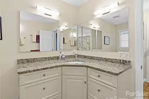 410 Golf View Condo Ln, Hendersonville, NC 28739 - Photo 19