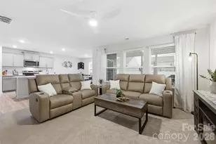 586 N Sparkleberry St, Chester, SC 29706 - Photo 11