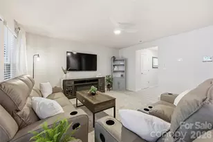 586 N Sparkleberry St, Chester, SC 29706 - Photo 13