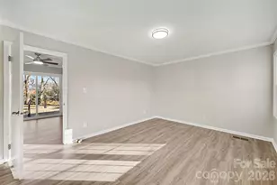 1733 Pondella Dr, Charlotte, NC 28213 - Photo 7