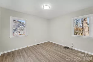 1733 Pondella Dr, Charlotte, NC 28213 - Photo 17