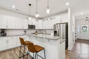 2081 Suttonview Rd, Fort Mill, SC 29708 - Photo 5